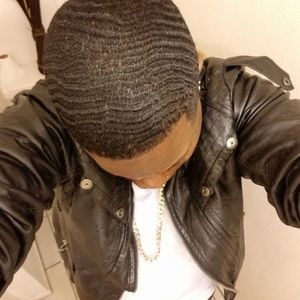 Meet your Posher, Laurissa